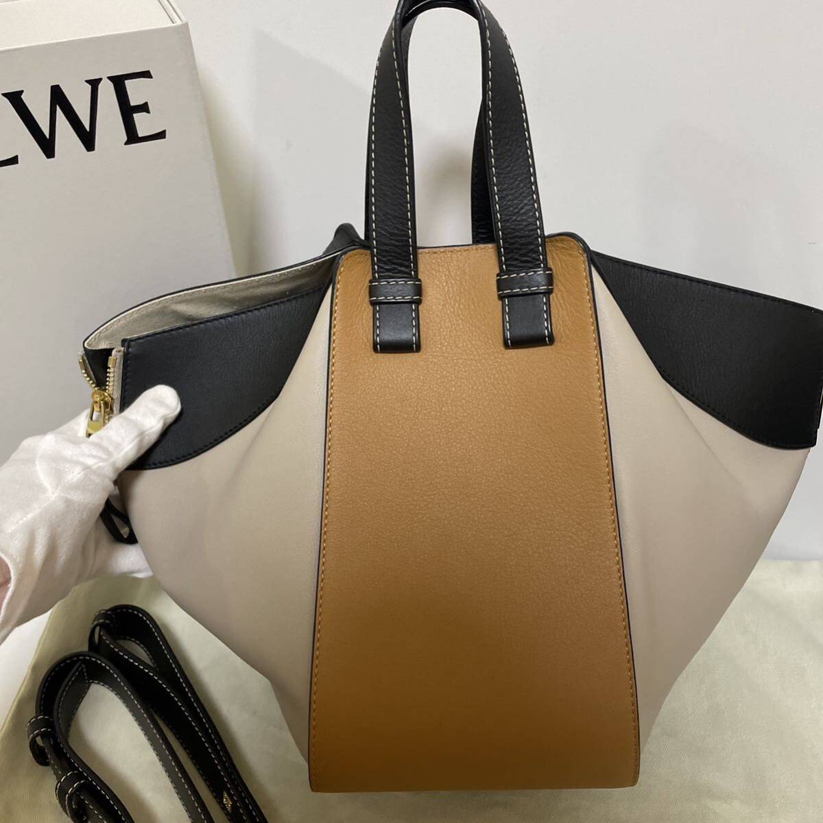 ロエベ　LOEWE loewe ハンモック　スモール　バイカラー　茶色　黒　ショルダーバッグ　ハンドバッグ　2way クラシックカーフスキン　本革