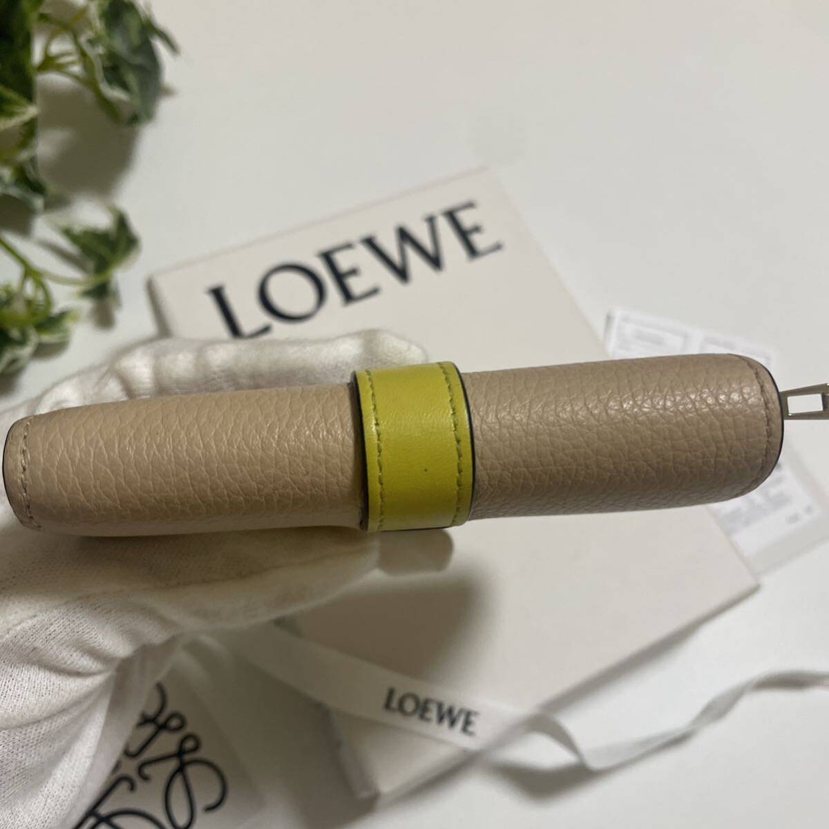 ロエベ LOEWE バーティカルウォレットスモール ベージュ ロエベ LOEWE バーティカルウォレットスモール ベージュ