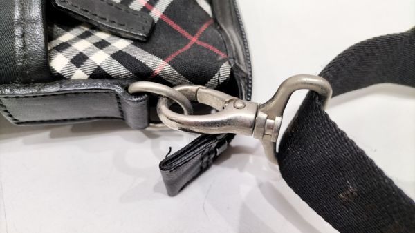 ■BURBERRY BLACKLABEL バーバリー ブラックレーベル ショルダーバッグ レザー ファスナー ブラック系 ノバチェック■Y_画像10