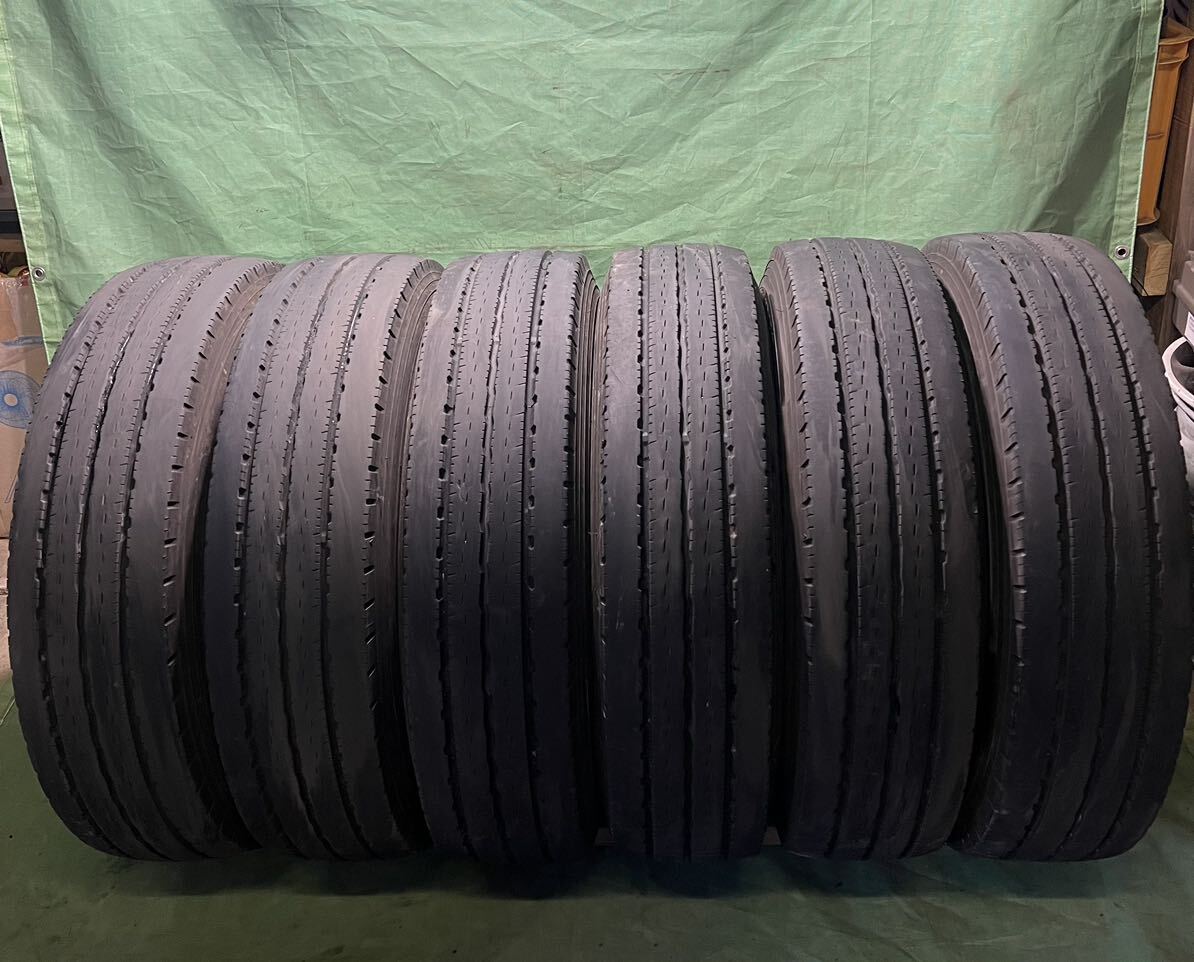 205/85R16 117/115 L LT 12PR YOKOHAMA LT151R 6本タイヤ　送料無料_画像1