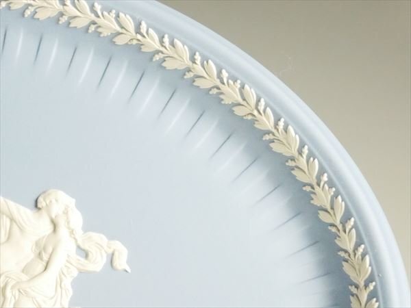 K713 ウェッジウッド ジャスパー ペールブルー オーバル プレート 飾皿 大皿 25.5cm_画像3