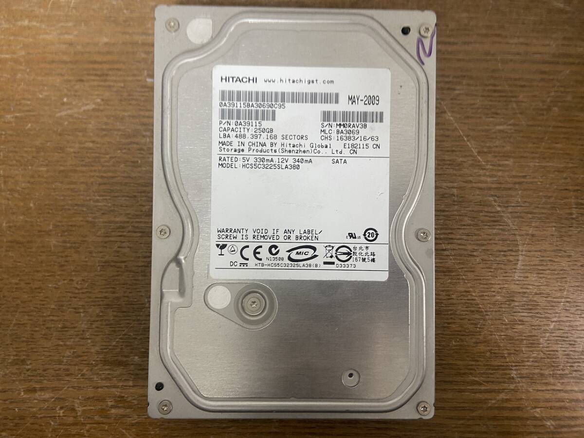 13036★HITACHI 日立 HCS5C3225SLA380 SATA 250GB 精密機器_画像1