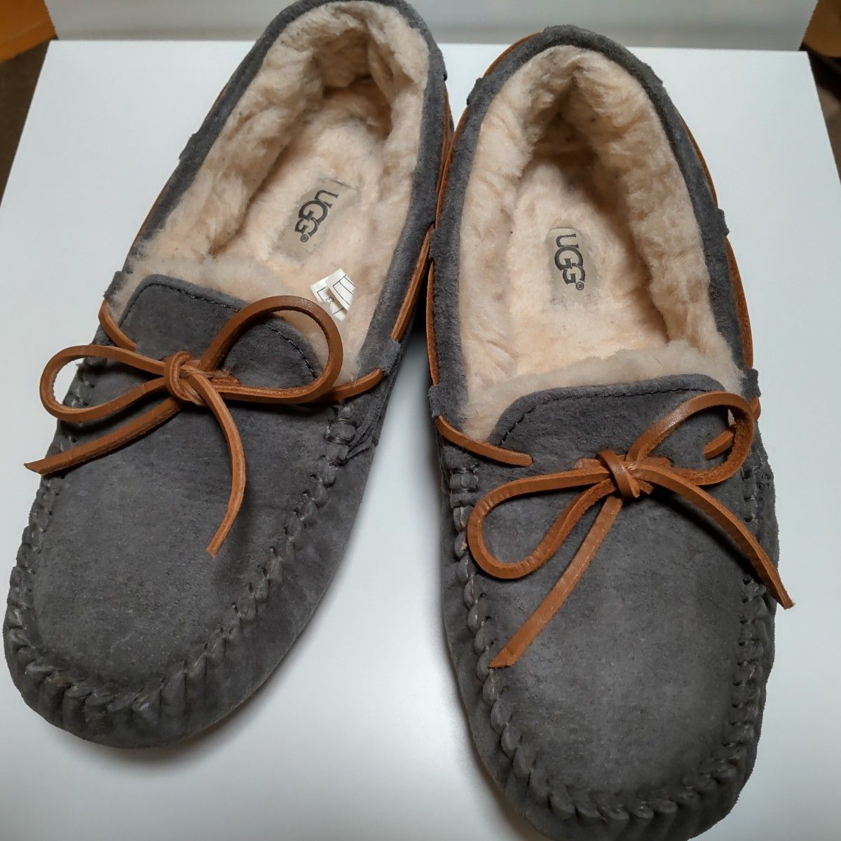 UGG アグ DAKOTA ダコタ モカシン 24㎝ グレー