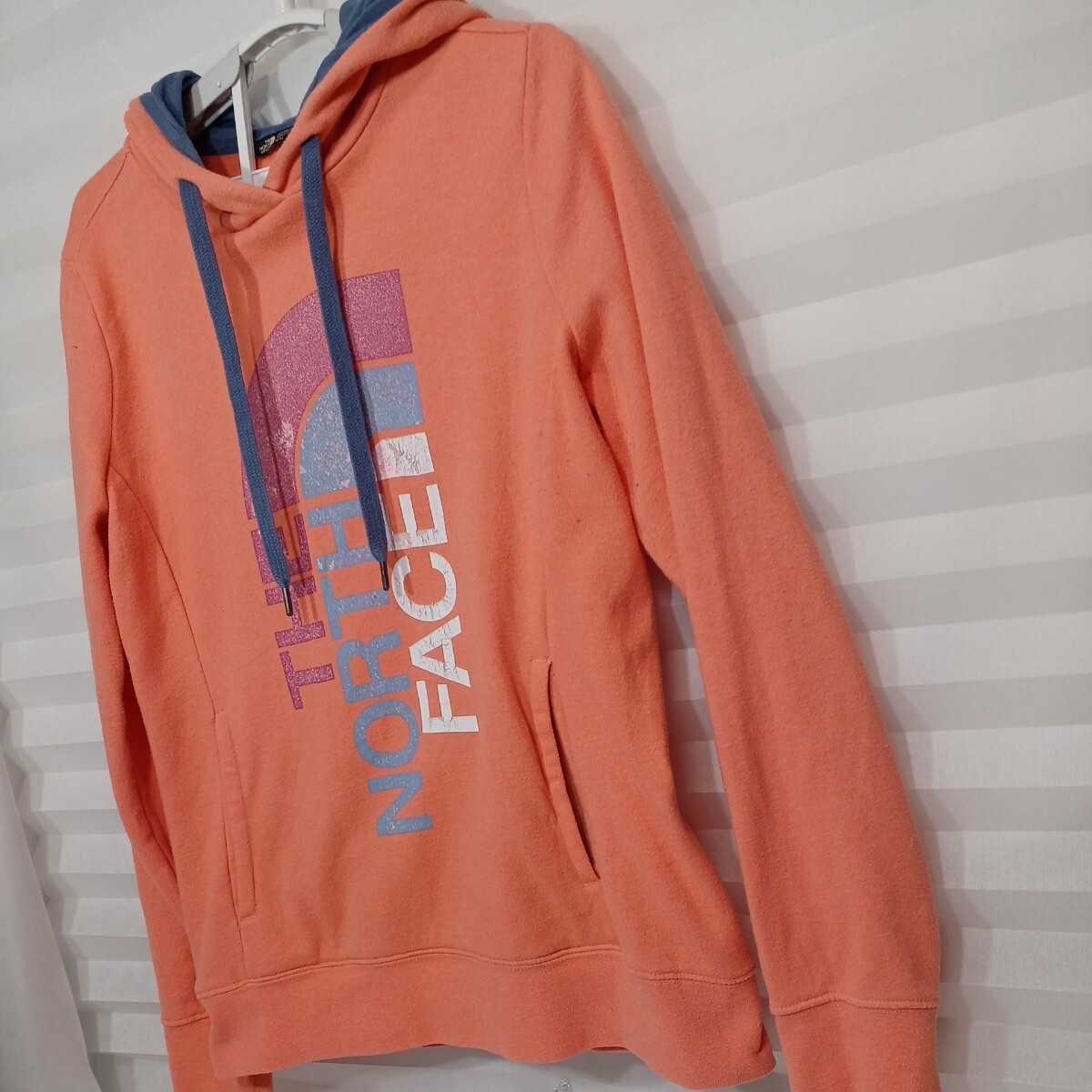 zal-103!US old clothes The North Face THE NORTH FACE lady's sweat pull over Parker * orange US-M( Japan size L)* there is defect 