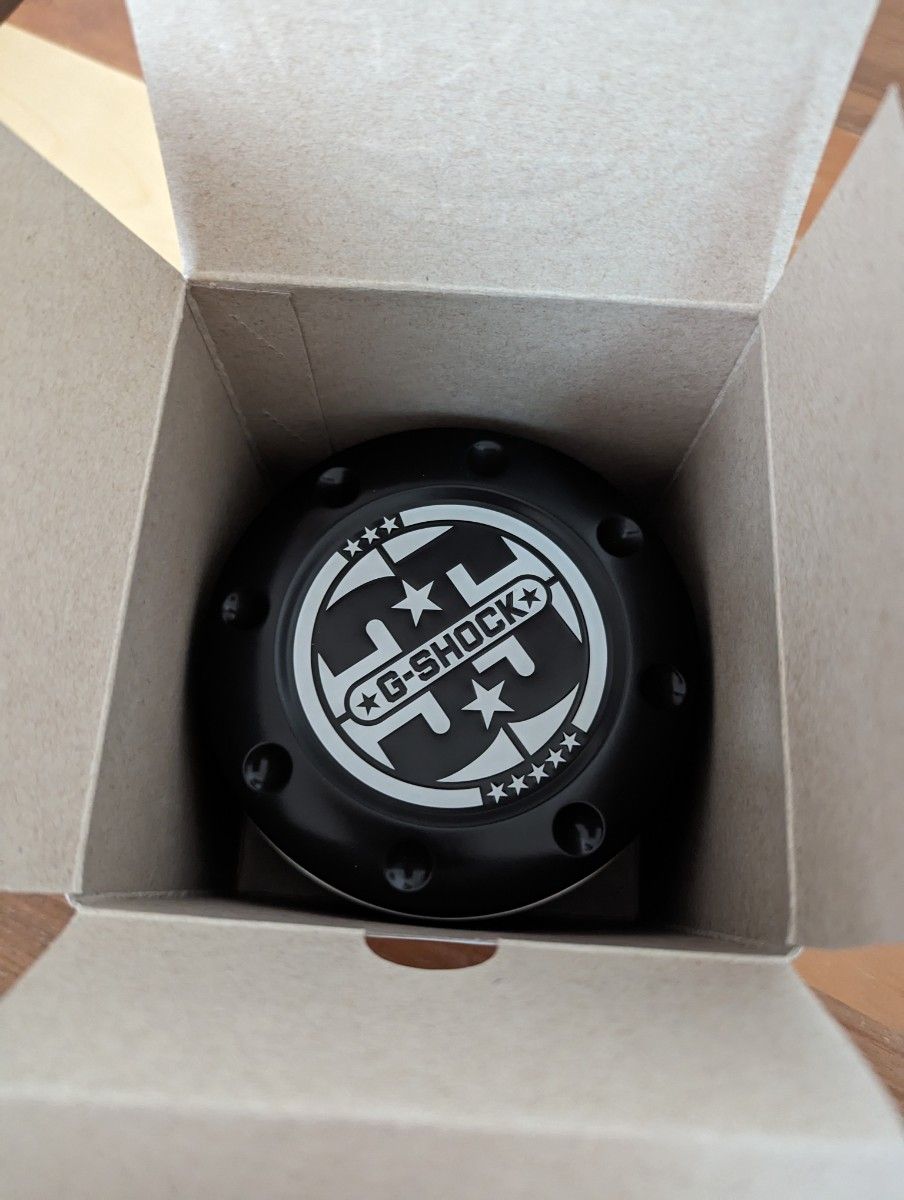 美品 空箱 空缶 G-SHOCK 35周年限定品 専用ケース 入手困難 美品 空箱 空缶 G-SHOCK 35周年限定品 専用ケース 入手困難