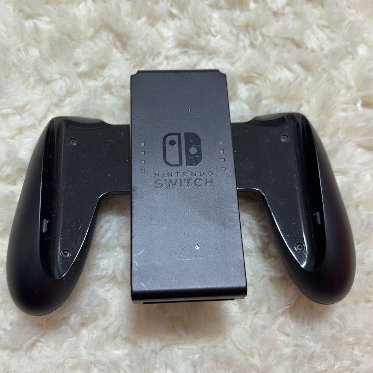 任天堂スイッチ　Nintendo Switch     多少の値下げは受け付けます