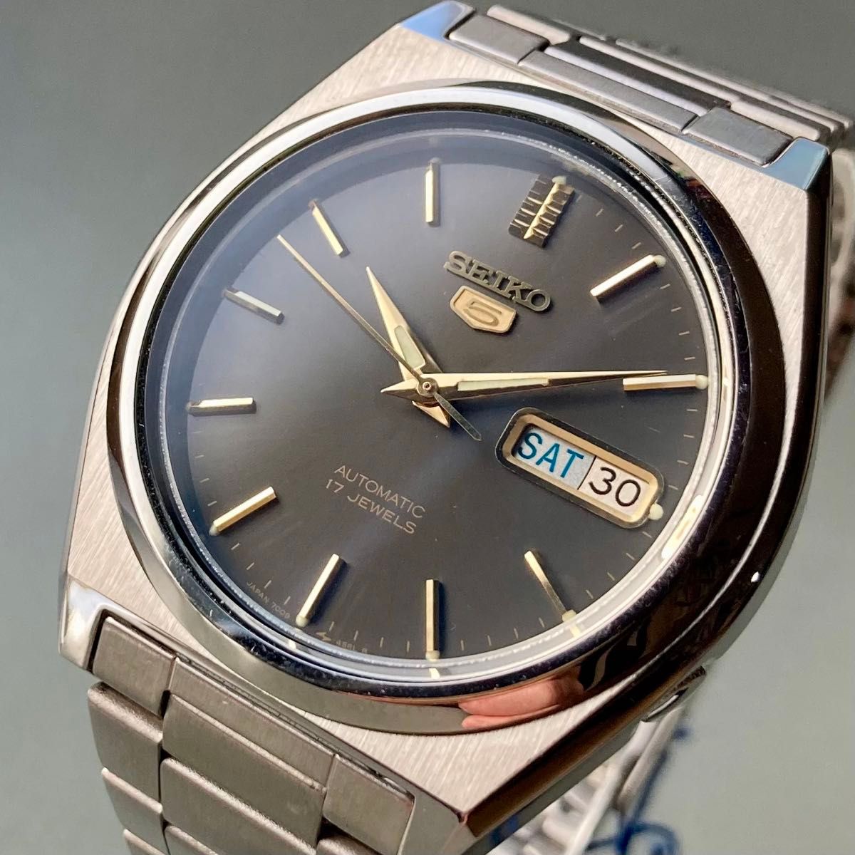 動作品】セイコー SEIKO 5 ファイブ 腕時計 1986年 自動巻き 動作品】セイコー SEIKO 5 ファイブ 腕時計 1986年 自動巻き