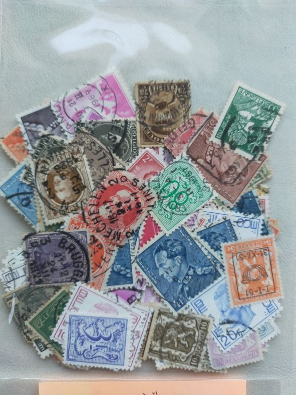 【知】外国切手 ベルギー小型 ５７５枚　記念主体(済) 大量 おまとめ　お家で過ごそう 切手を楽しもう /2649_画像4