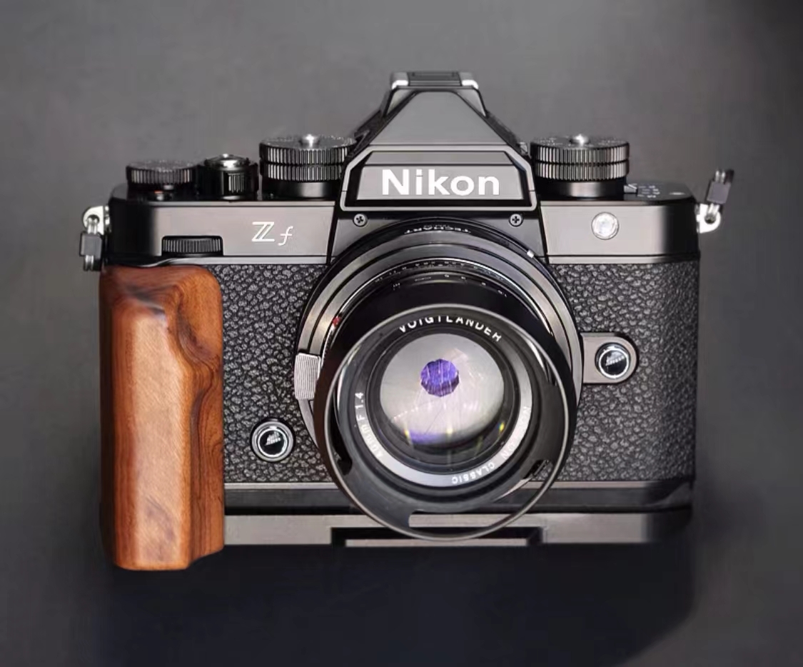 新品 Nikon ニコン ZF /zf用ハンドグリップの画像10