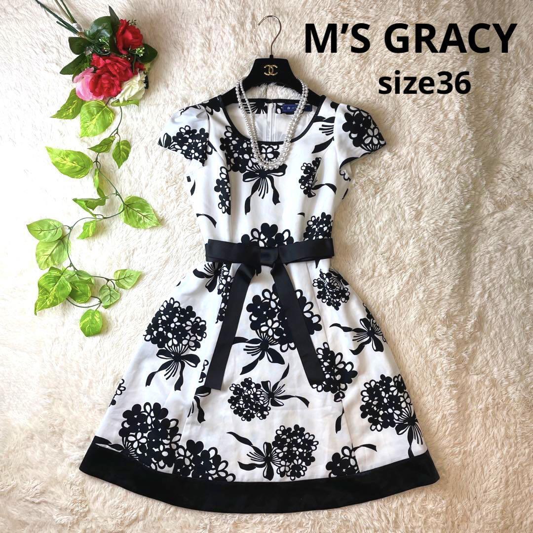 総柄★M’S GRACY　エムズグレイシー　ワンピース　リボン　花　フラワー　ブーケ　花束　黒　白　半袖　Aライン　春夏　36 S フレア 高級