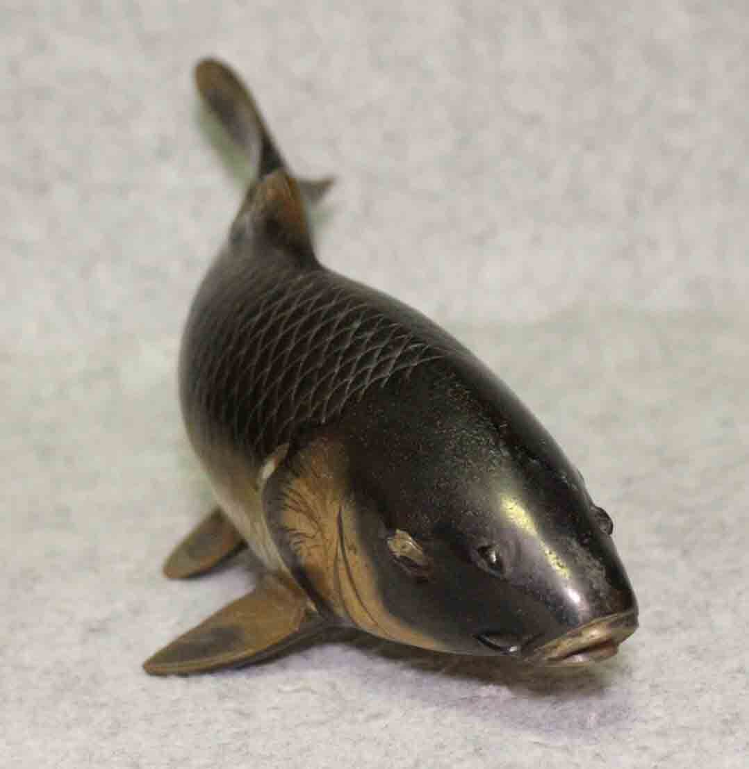 金属工芸◆置物　黒鯉　29cm 在銘◆芳山　銅製　ブロンズ像　コイ　bronze Carp_画像3