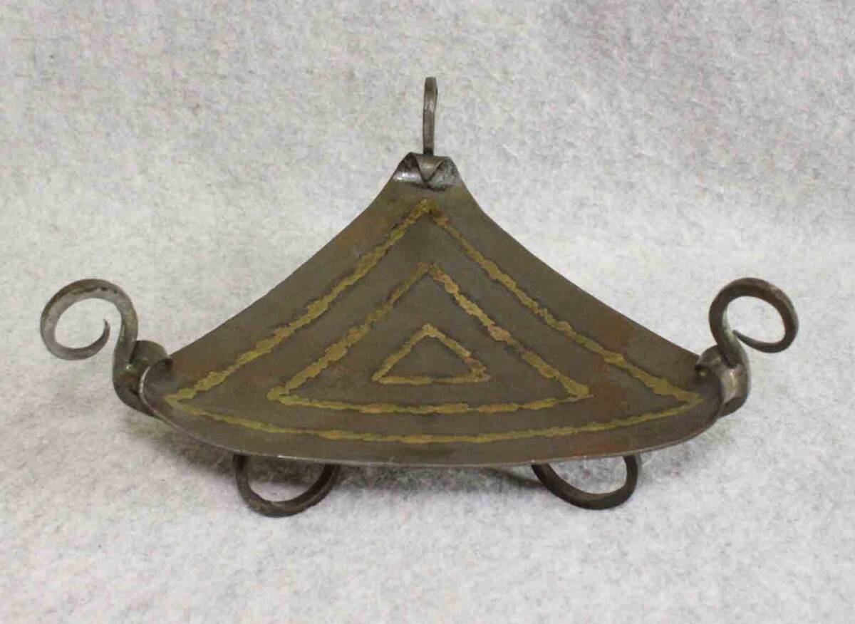 金属工芸◆銅器　皿　鉢◆三角形　インド製　MADE IN INDIA VESSEL_画像1
