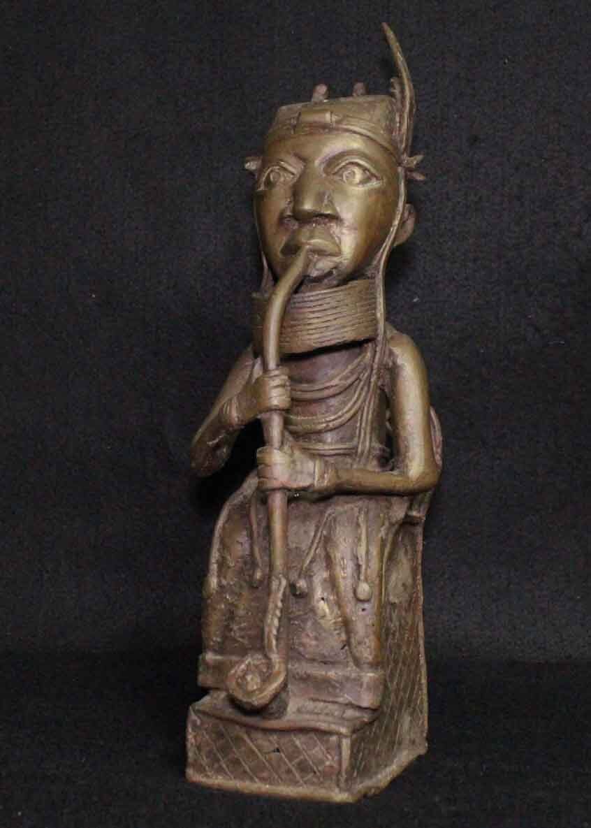 金属工芸◆銅像　部族　置物◆34cm アジア　アフリカ　パイプ　ラッパ　ホルン ブロンズ像　bronze_画像1