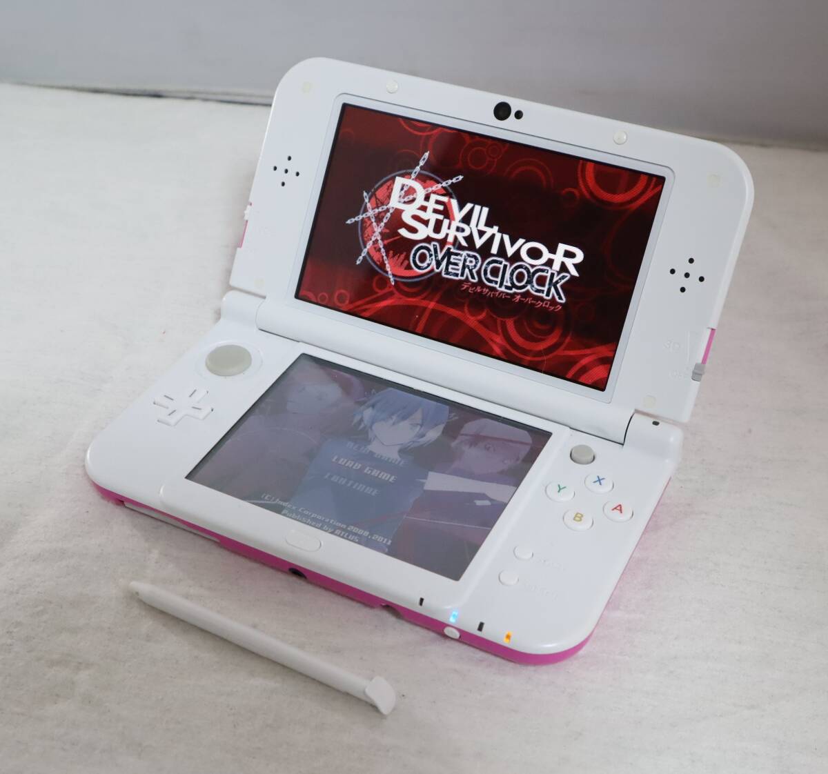 25Nintendoニンテンドー◆New Nintendo 3DS LL/RED-001◆ピンク×ホワイト◆タッチペン付き◆動作確認OK_画像1