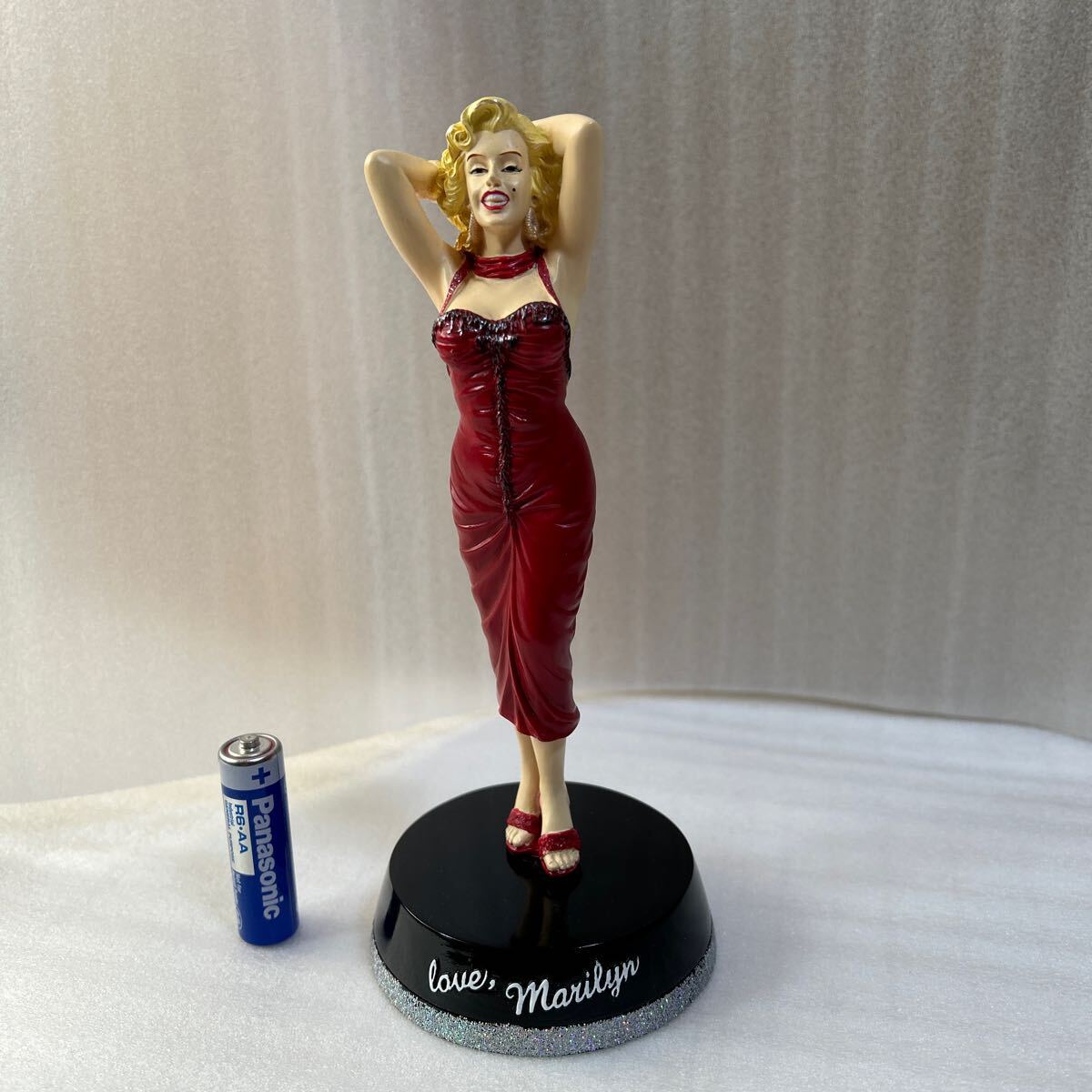 再出品!!値下げ!!★マリリンモンロー★フィギュア★Marilyn Monroe★同日終了商品同梱包可(サイズ変わります)★おススメ商品です!!!★の画像1