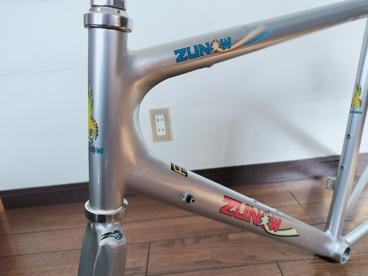 Yahoo!オークション - ZUNOW Z-1 ズノウ カーボン 650 フレーム Yahoo!オークション - ZUNOW Z-1 ズノウ カーボン 650 フレーム
