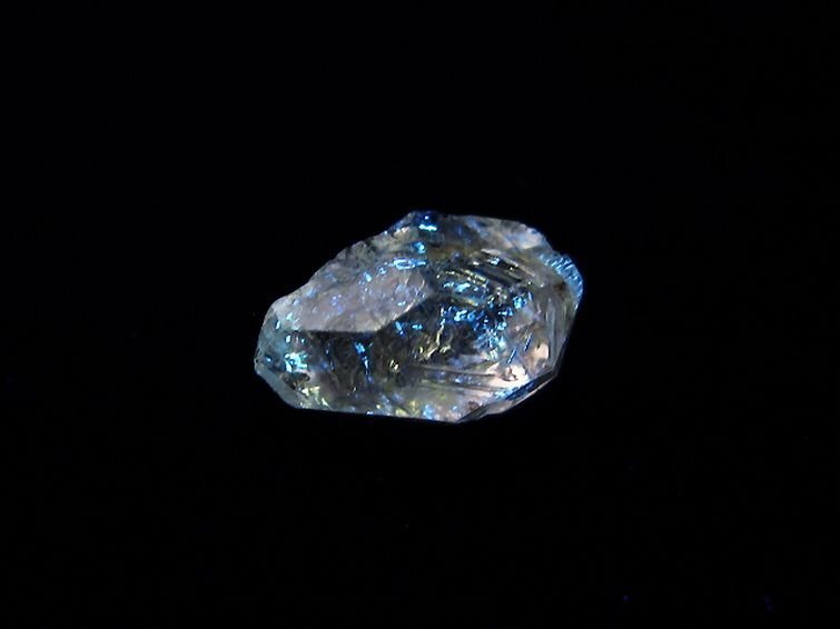 誠安◆天然石最高級品オイルクォーツ （石油入り水晶） パキスタン産[T596-3316]_画像1
