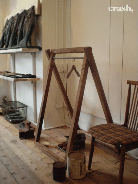  limited amount FDG wooden iron hanger rack folding storage furniture furniture display rack folding simple 