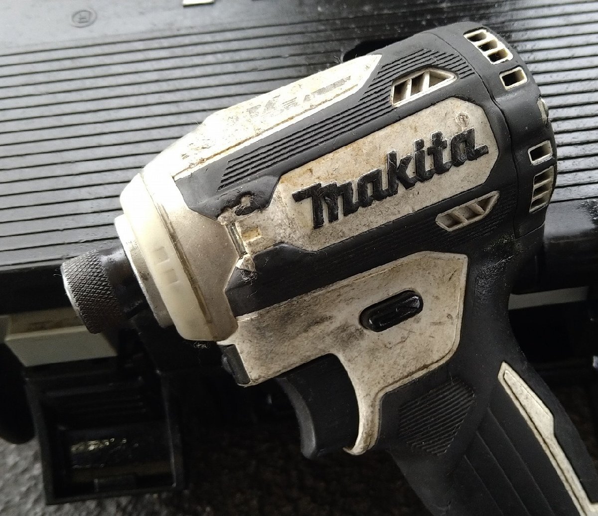 ＄1000円スタート【 Makita マキタ 18V 充電式インパクトドライバ TD171D 純正バッテリー付き 電動工具 売り切り特価品 】KH11684_画像3