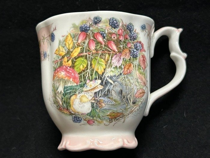 ◇廃盤品◇Royal　Doulton【ロイヤルドルトン　ブランブリーヘッジ　マグカップ　四季/春・夏・秋　3客】絵本ジル・バークレム P03129_画像4