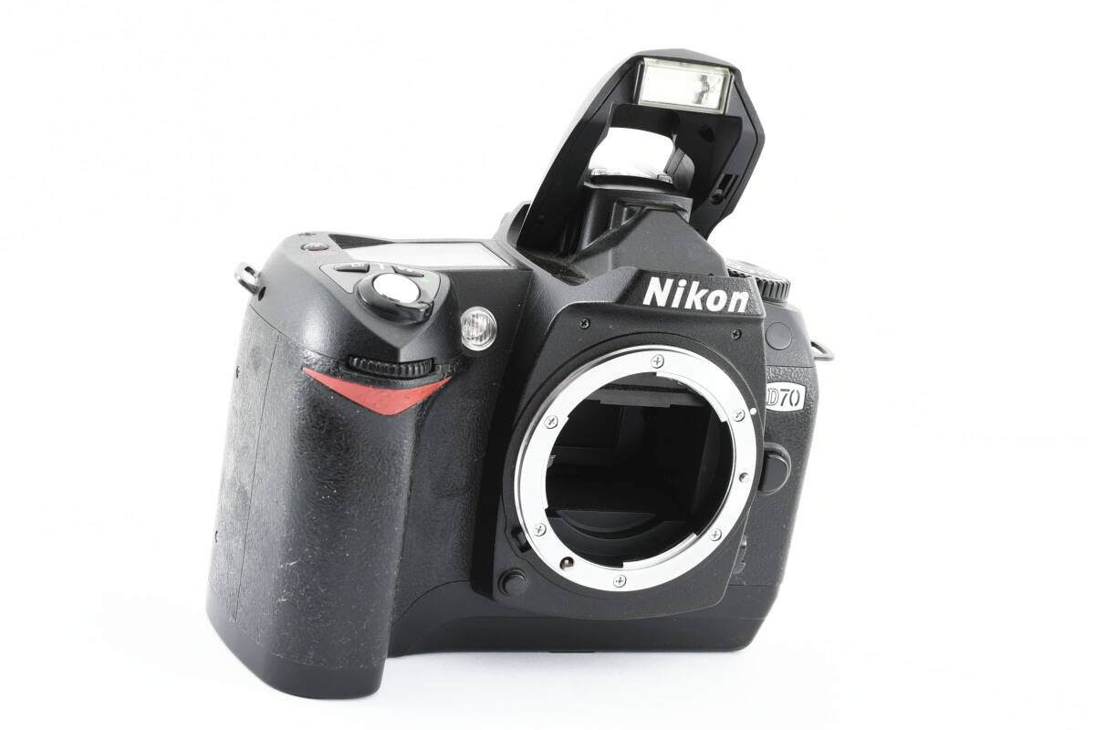 Nikon D70 デジタル 一眼レフ カメラ ボディ Fマウント ニコン ジャンク 2096161B8　_画像3