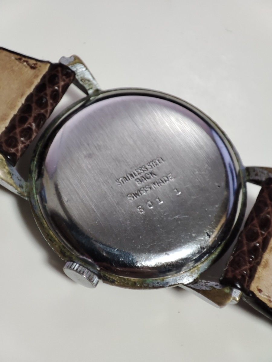 Avia　ビンテージ　腕時計　スイス製　リザード革
