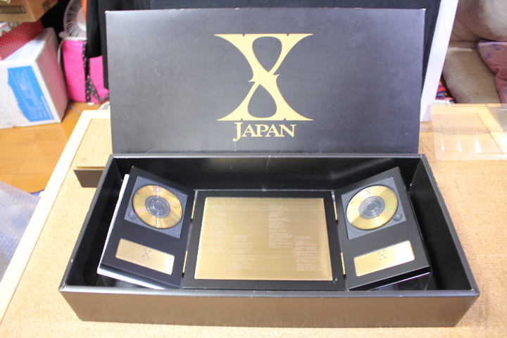 【 X JAPAN】　 CD 8cm　ゴールド・ディスク　ゴールド・ディスク・モニュメント　XJAPAN アルバム購入限定景品付_画像2