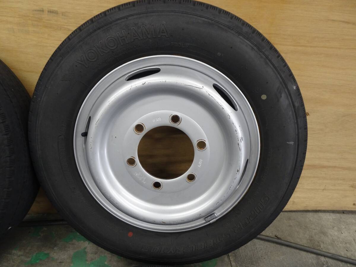 【344】 205/70R16 111/109 タイヤ 4本 ヨコハマ RY108 ホイール付 TOPY KV 16×5.5J 85-8 6穴 エルフ シングルタイヤ_画像9