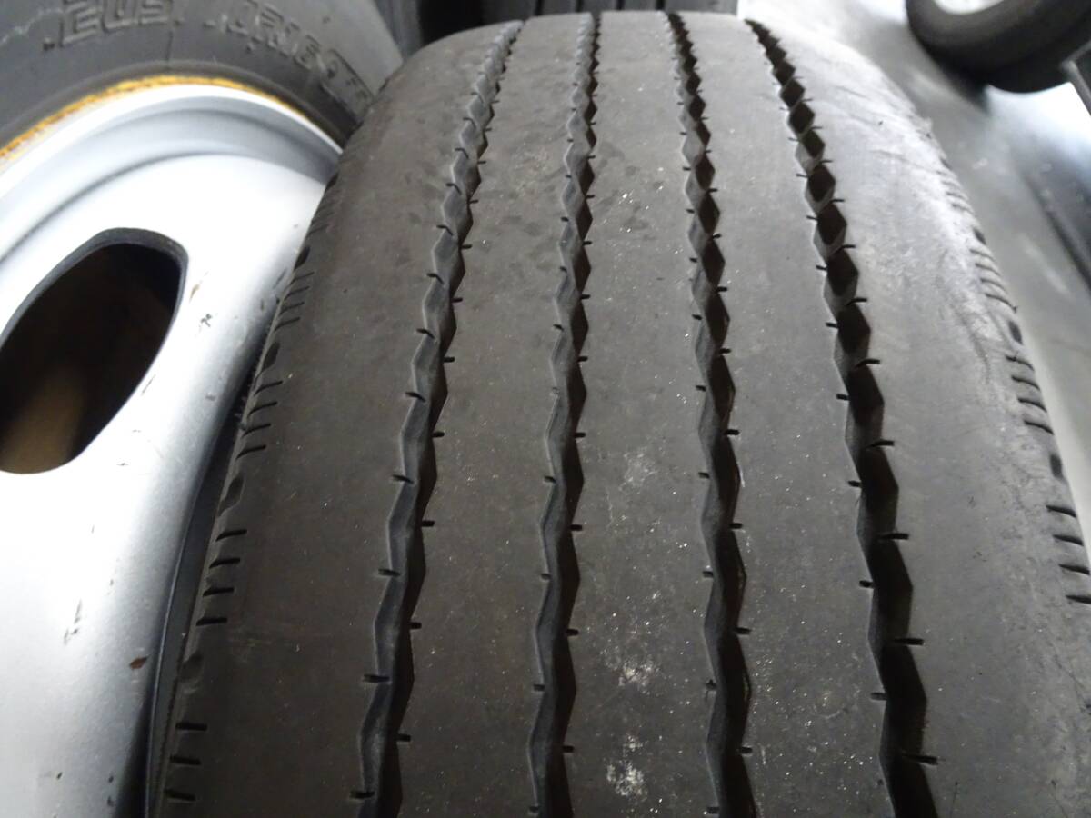 【344】 205/70R16 111/109 タイヤ 4本 ヨコハマ RY108 ホイール付 TOPY KV 16×5.5J 85-8 6穴 エルフ シングルタイヤ_画像2