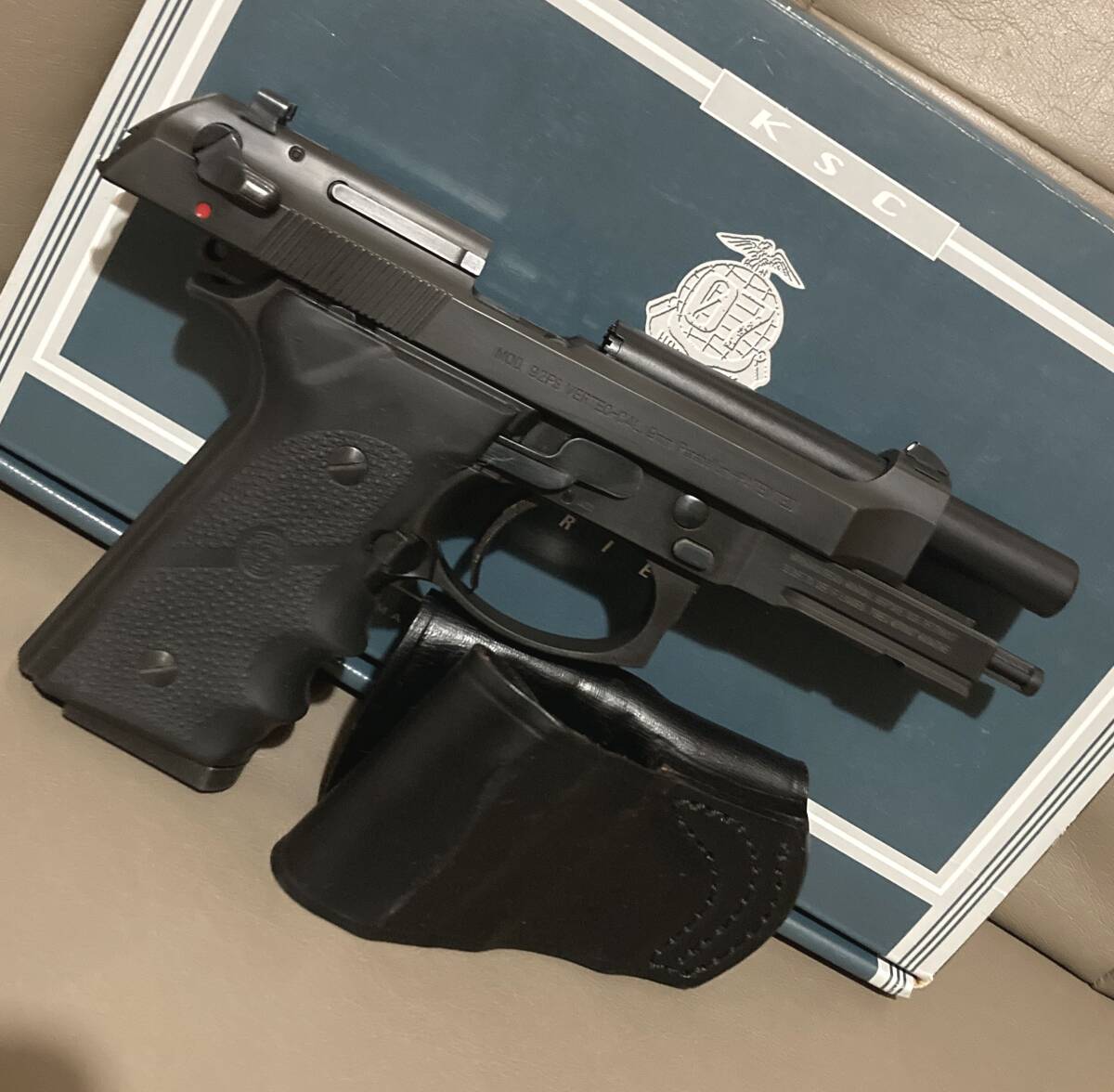 KSC M92 バーテック 黒染 HW システム7 HOGUEラバーグリップ・イーストA本革ホルスター付き中古 ベレッタ M9 M92FS M92F_画像4