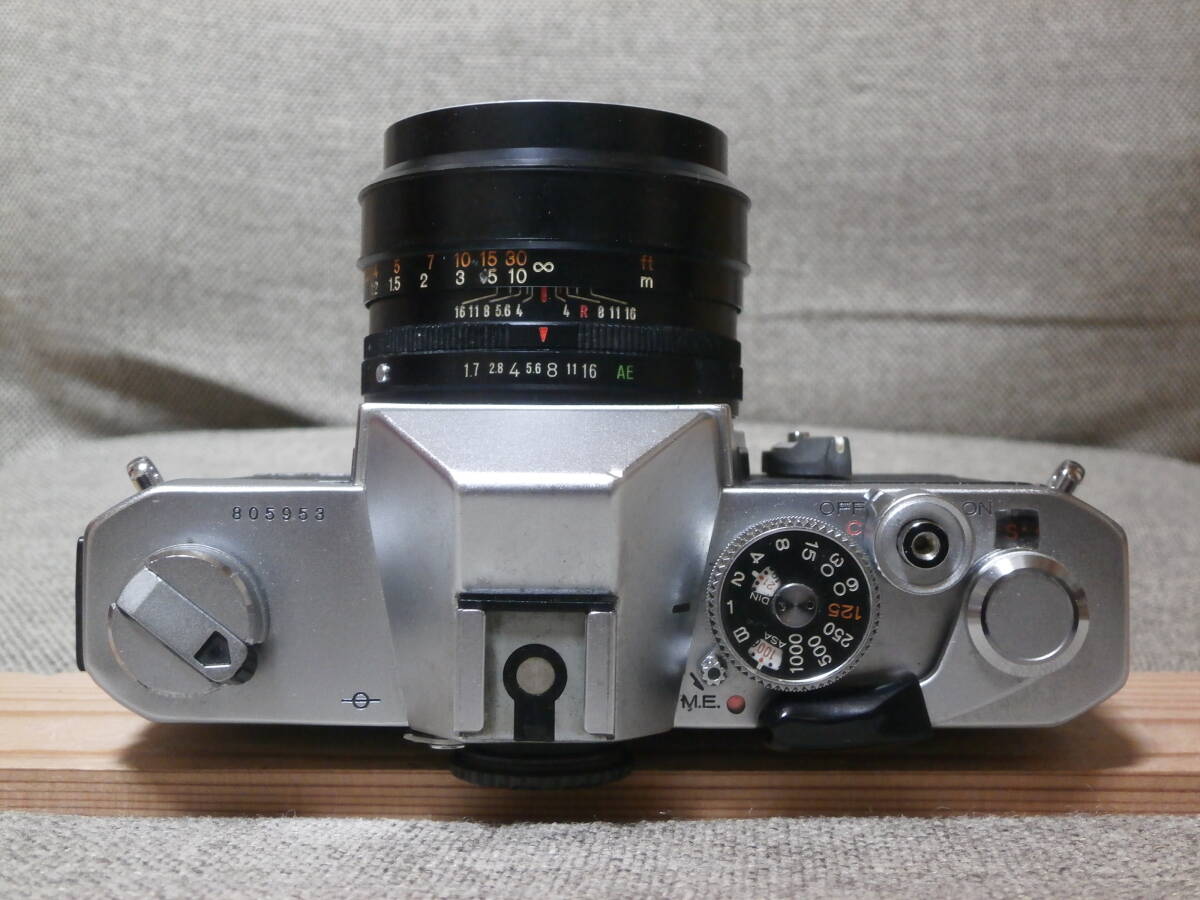 KONICA AUTOREFLEX T3 HEXANON AR 50mm f 1.7 レンズ付き　現状品　動作確認済み_画像6