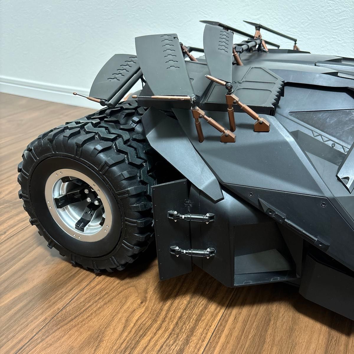 ホットトイズ タンブラー バットモービル バットマン ダーク ホットトイズ タンブラー バットモービル バットマン ダーク