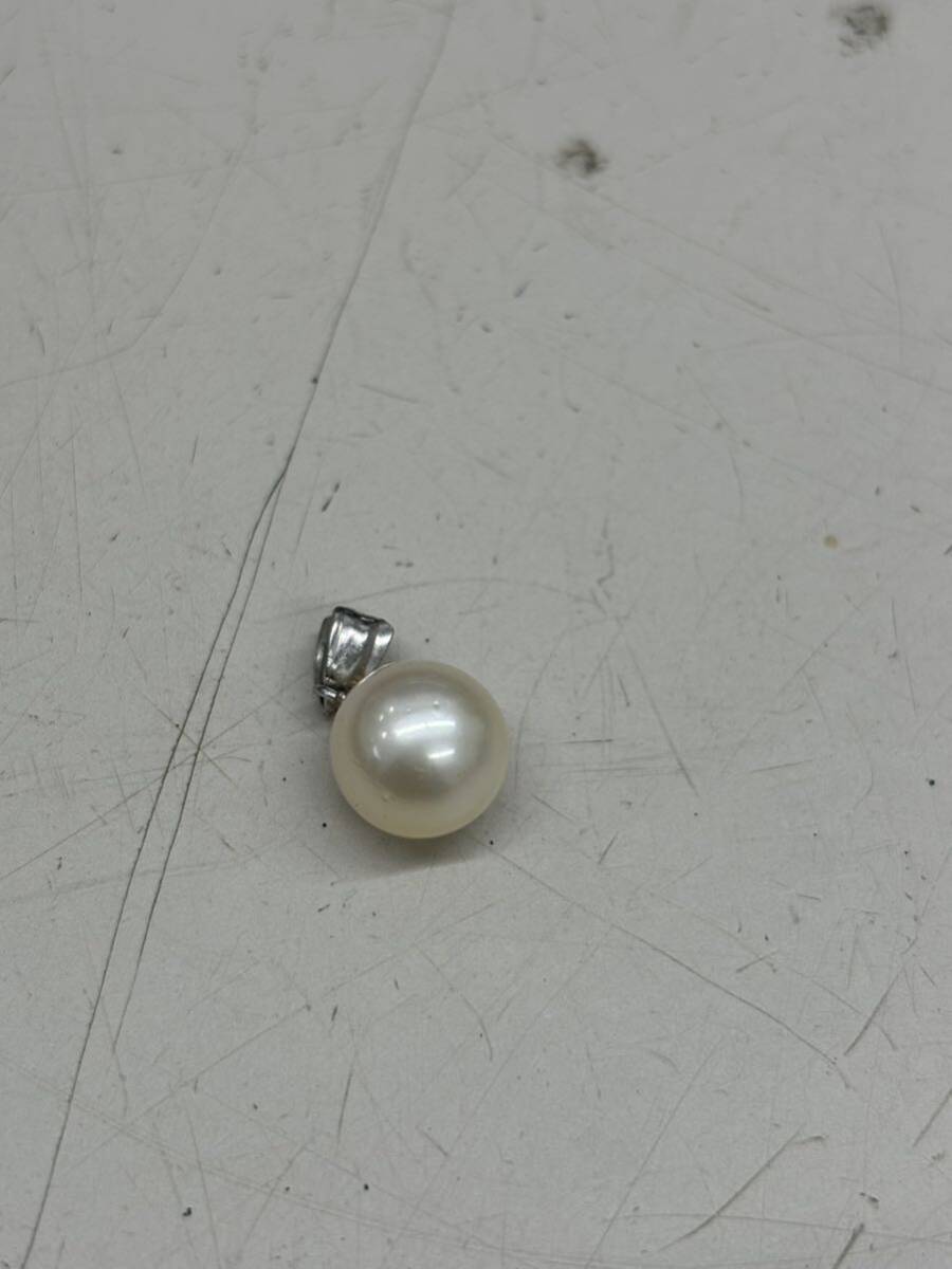 B4099 pearl 9.5. pendant top K14WG