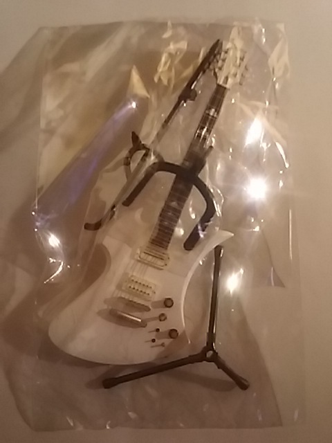 送料120円 hide Guitar Collection X-JAPAN Burny MG-SW スノーホワイト ギターコレクション Fernandesの画像1