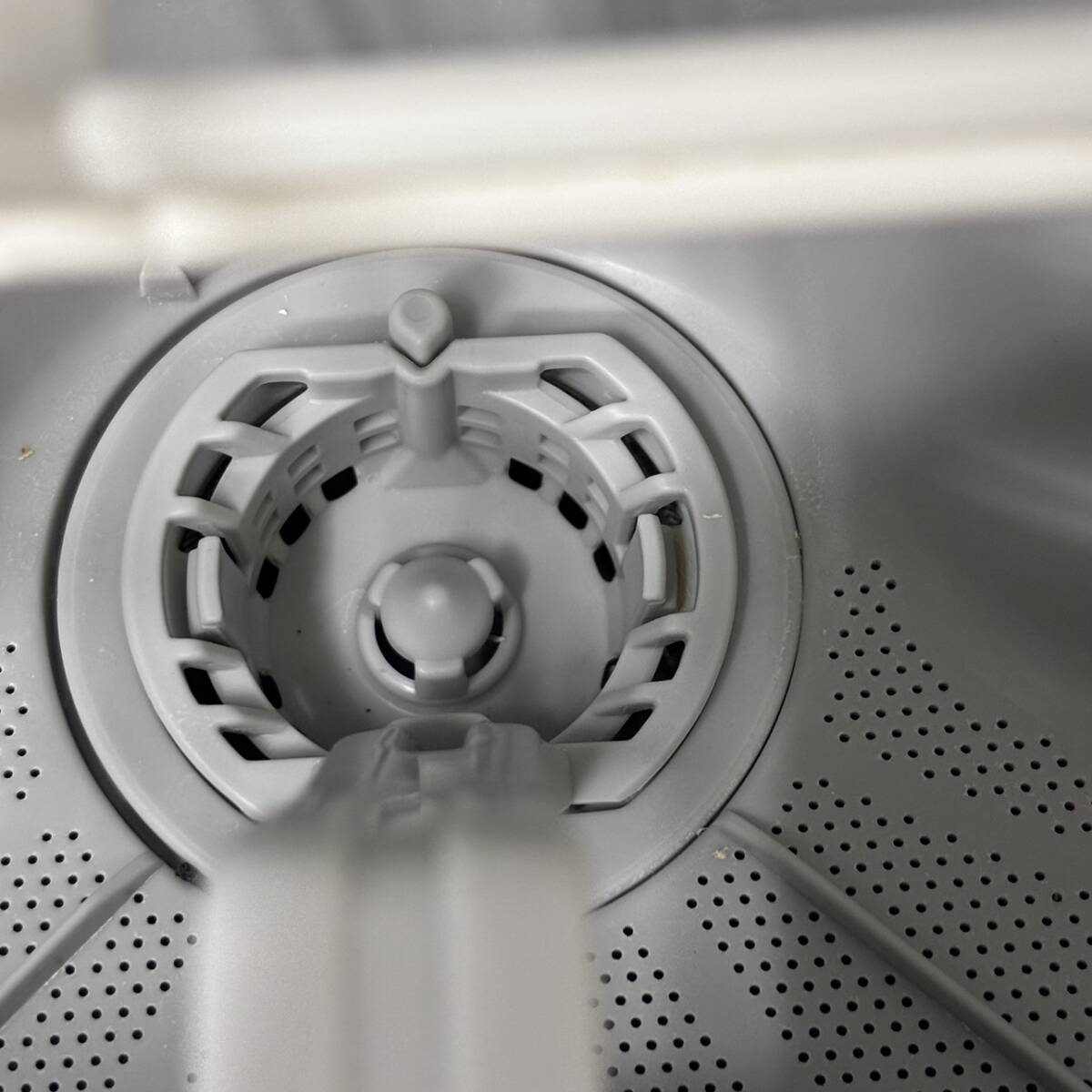 【通電OK】Panasonic パナソニック NP-TA3 電気食器洗い乾燥機 食洗器 ホワイト 2019年製 中古_画像5