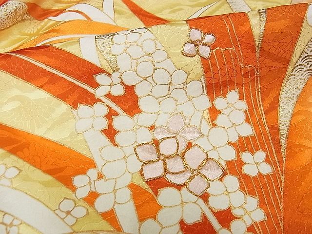 平和屋川間店■豪華振袖　駒刺繍　絞り　露草花文　暈し染め　金銀糸　着丈161cm　裄丈67cm　正絹　逸品　B-np8545_画像6