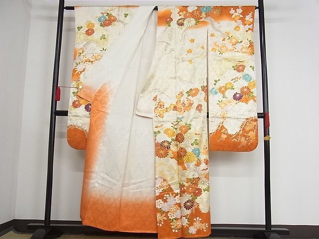 平和屋-こころ店■豪華振袖 駒刺繍 枝花文 暈し染め 金彩 着丈153cm 裄丈65cm 正絹 逸品 1B-np2769の画像2