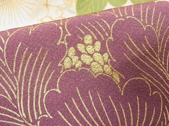 平和屋-こころ店■豪華振袖　駒刺繍　格子草花文　金彩　着丈162.5cm　裄丈64.5cm　正絹　逸品　A-br7983_画像6