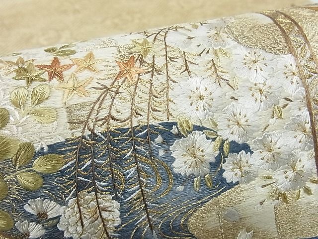 平和屋-こころ店■六通柄袋帯　刺繍　誰が袖花文　金糸　正絹　逸品　AAAB2983jd_画像4