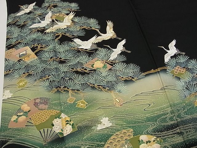 平和屋-こころ店◆豪華黒留袖　作家物　駒刺繍　流水飛鶴松文　扇　金彩　鈴乃屋扱い　着丈163cm　裄丈64.5cm　正絹　逸品　mop3603_画像4