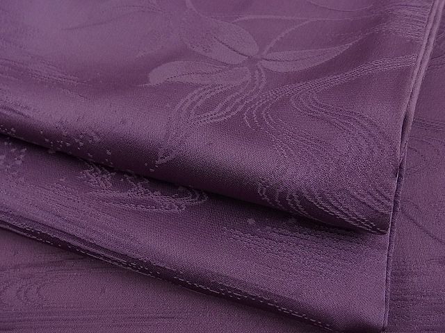 平和屋川間店■上質な色無地　流水草葉地紋　紫鳶色　逸品　n-kg2577_画像1
