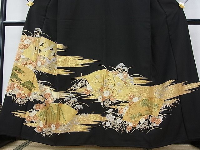 平和屋2■豪華黒留袖　駒刺繍　地紙吉祥飛鶴花文　金彩　逸品　fe8819_画像3