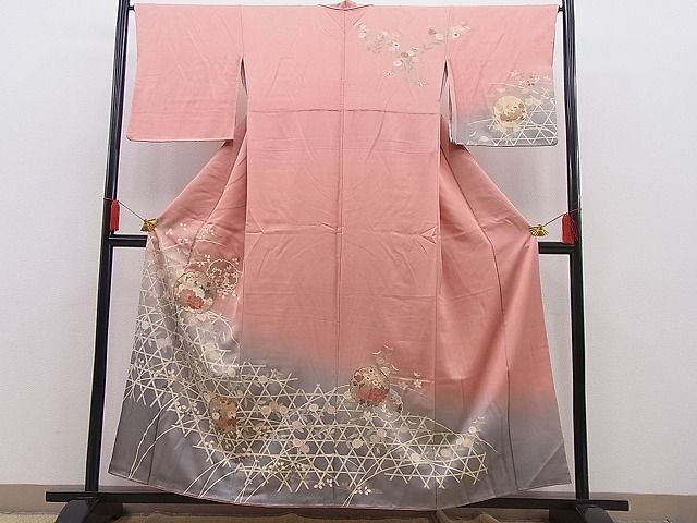 平和屋野田店■訪問着　雪輪籠目牡丹花文　暈し染め　金彩　逸品　n-hj8917_画像1