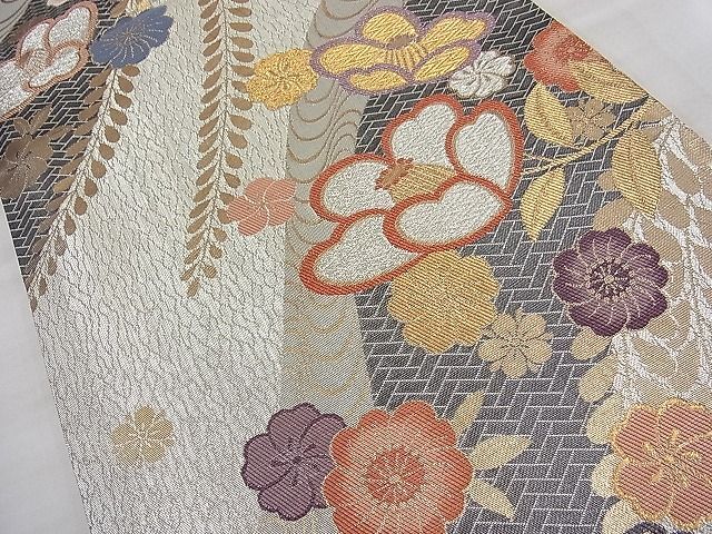 平和屋野田店■六通柄袋帯　流水椿花文　金銀糸　逸品　n-fw5648_画像2