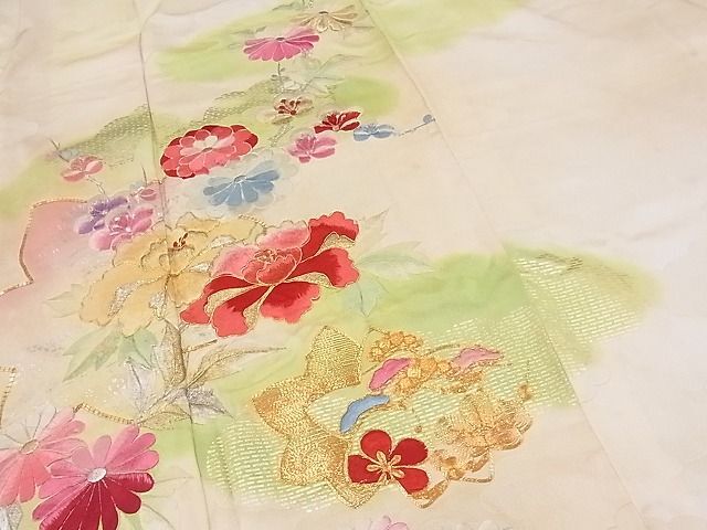 平和屋野田店■小振袖　駒刺繍　四季草花文　暈し染め　金銀糸　銀彩　逸品　n-sa3959_画像5