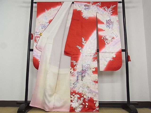 平和屋川間店■豪華振袖 御所車花文 暈し染 金彩 着丈163cm 裄丈64cm 正絹 逸品 B-wt9833の画像2