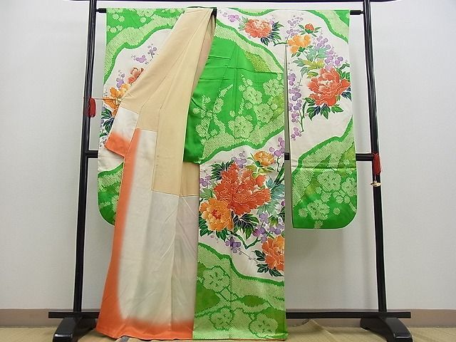 平和屋野田店■豪華振袖　絞り　駒刺繍　牡丹枝花文　金彩　逸品　n-fw6071_画像4