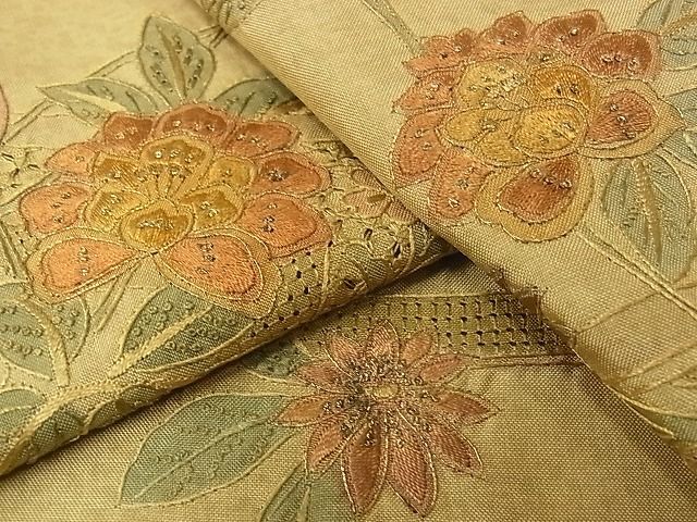 平和屋-こころ店■本場大島紬　訪問着　中国三大刺繍　汕頭刺繍　スワトウ刺繍　草花文　正絹　逸品　B-zg9600_画像7