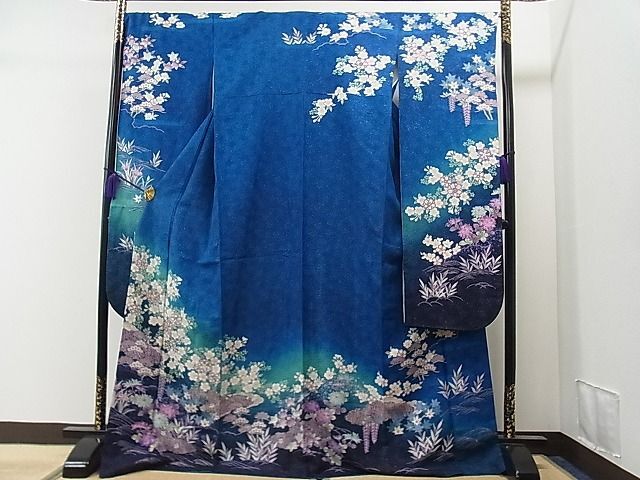  flat peace shop 1# gorgeous long-sleeved kimono . taking .... flower writing .. dyeing silver through . ground .... made excellent article CAAA1882yc