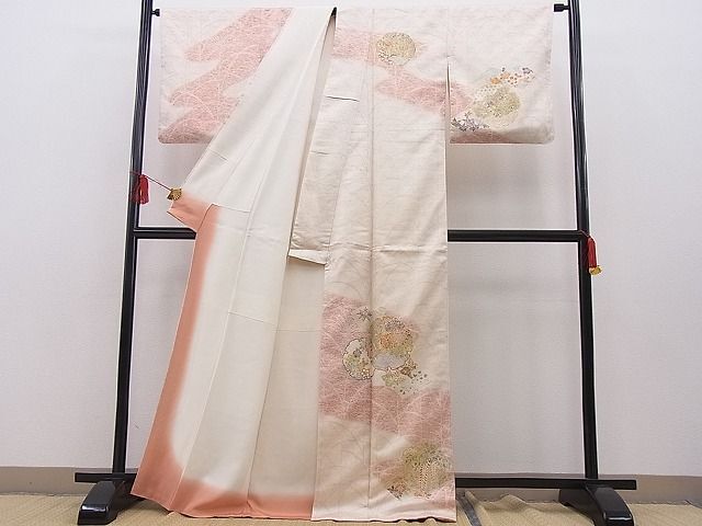 平和屋野田店■訪問着　型染め　松竹梅　地紙雪輪花文　金彩　逸品　n-hj9245_画像2